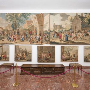 Tapices costumbristas de David Teniers II en el Museo de la Catedral de Santiago. Escenas de kermés tejidas en la Real Fábrica de Santa Bárbara.
